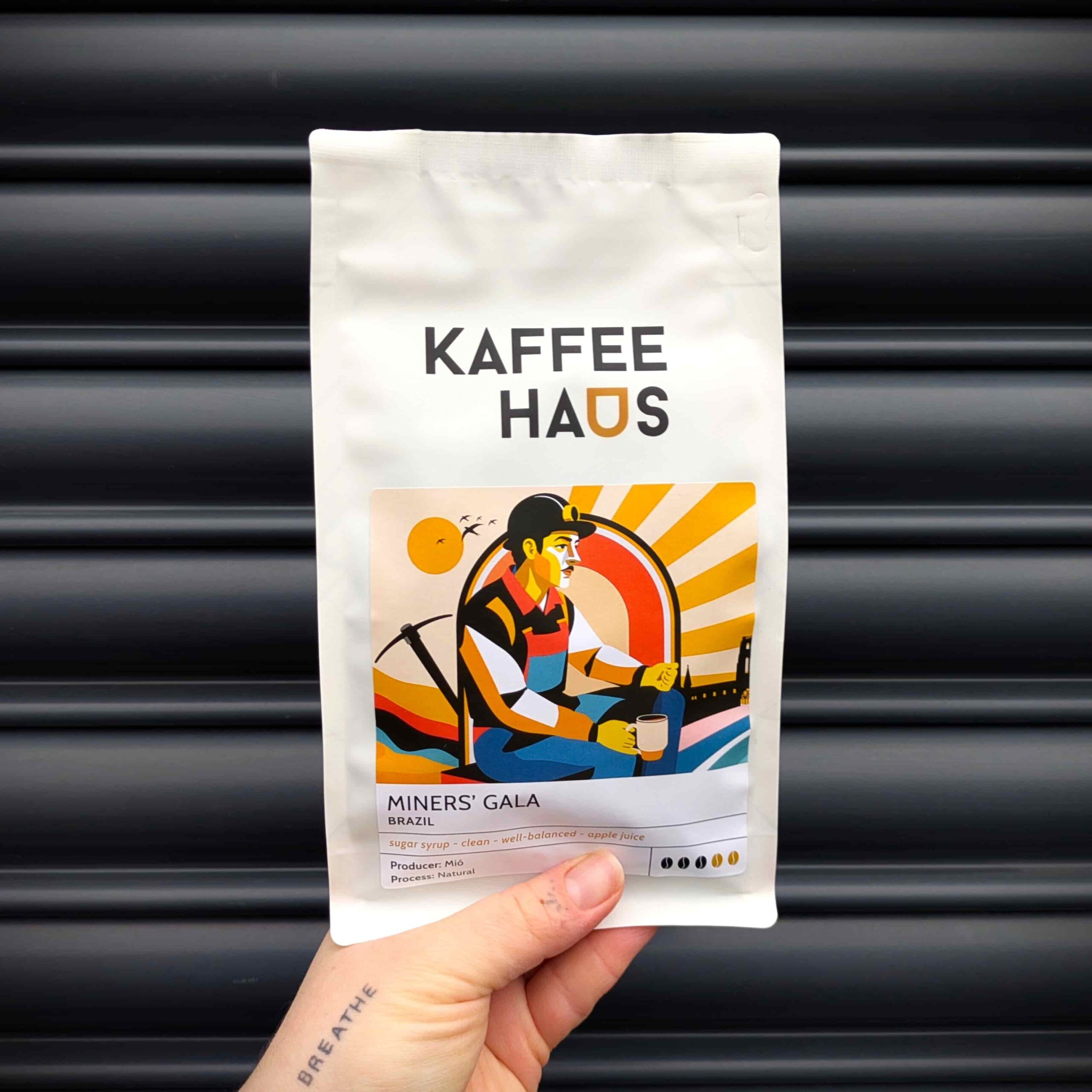 Kaffeehaus Coffee 6 Miners' Gala - a classic all rounder from Brazil