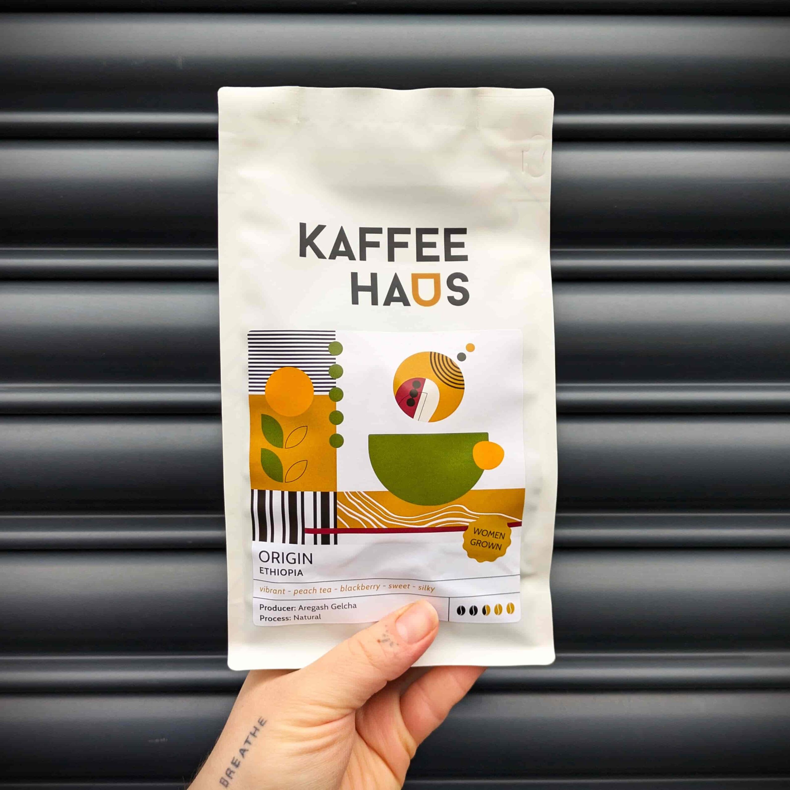 Kaffeehaus Coffee 16 Origin is a delightfully vibrant women grown coffee from Ethiopia